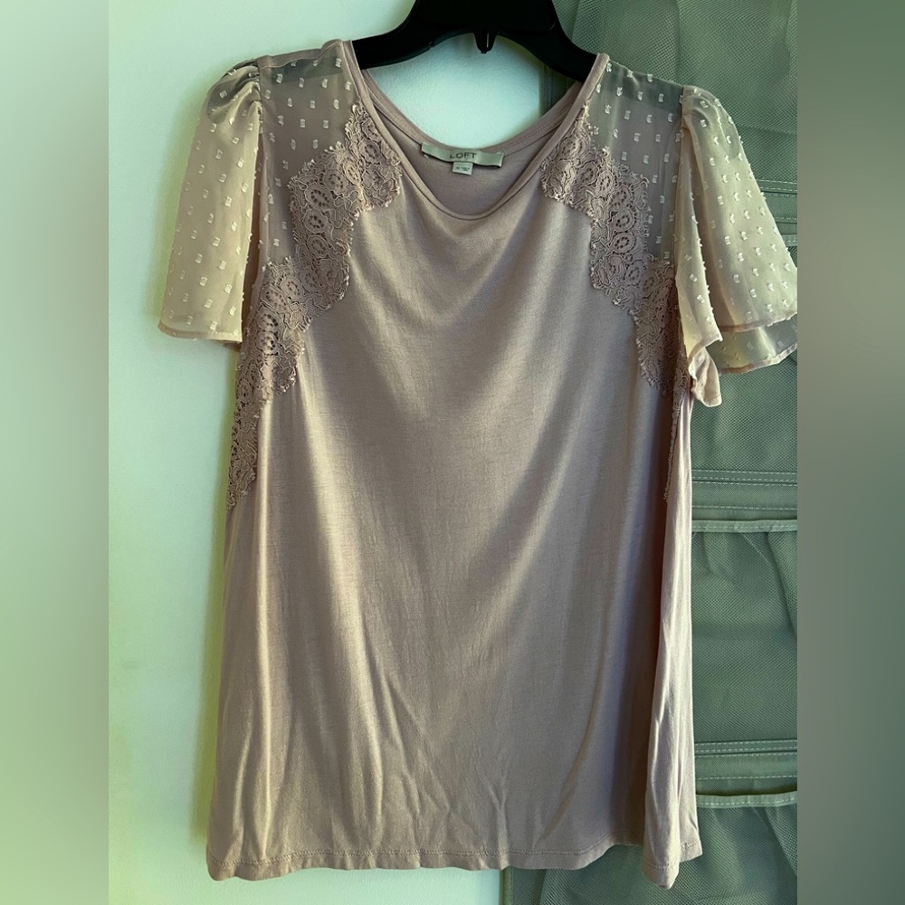 LOFT women’s top